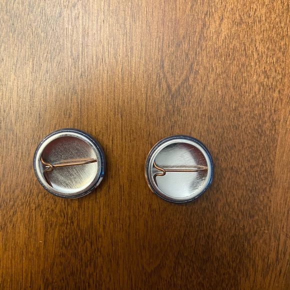 Taylor Swift - Mini Pins - Set of 2 - Picture 2 of 5